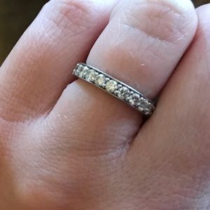 14k WG Diamond Band
